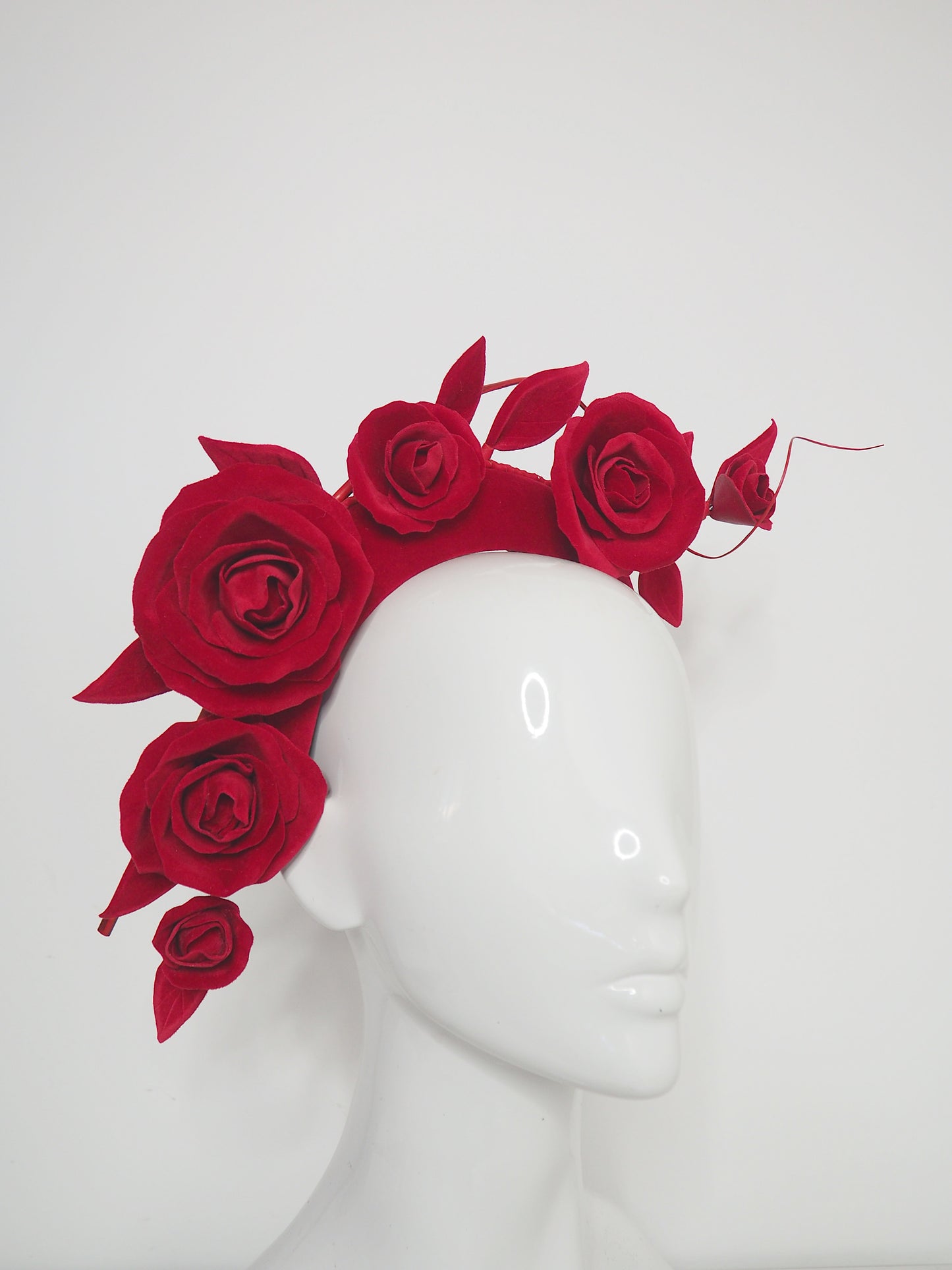 Red romance - Red velvet rose vin eon a red velvet 3d headband with quills