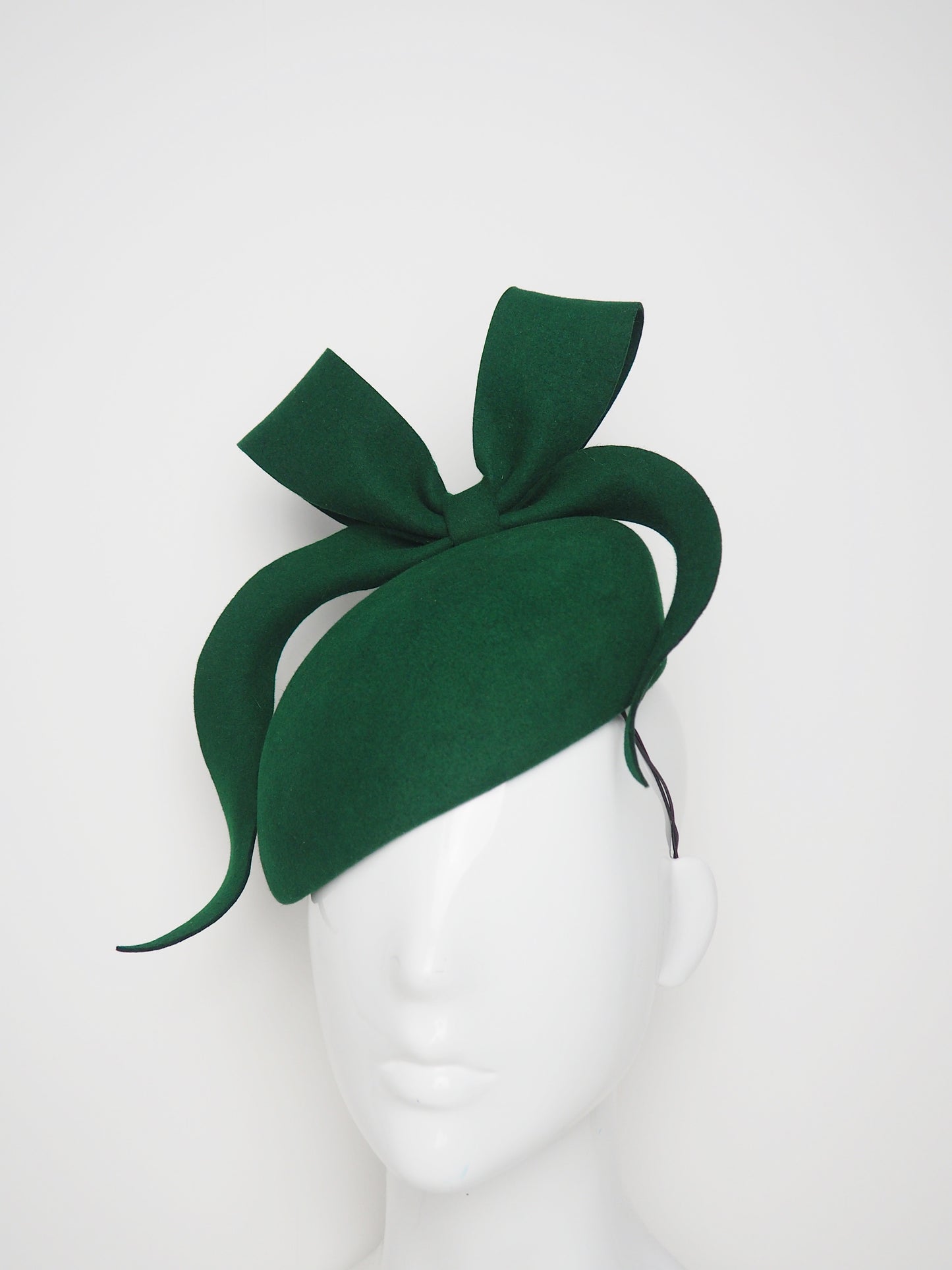 Green and Gorgeous - Fine fur felt face hugger beret with a sculpted bow
