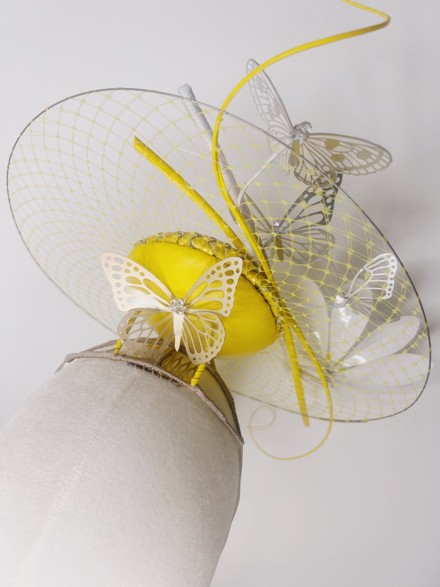 Seeing Daisies - Veiled woven patent leather percher with Daisy and butterfly detail