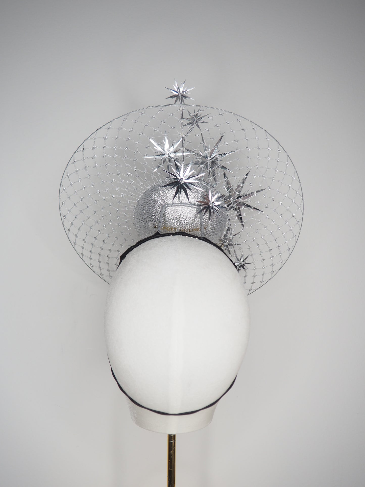 Interstellar- Silver veiled percher with starbursts