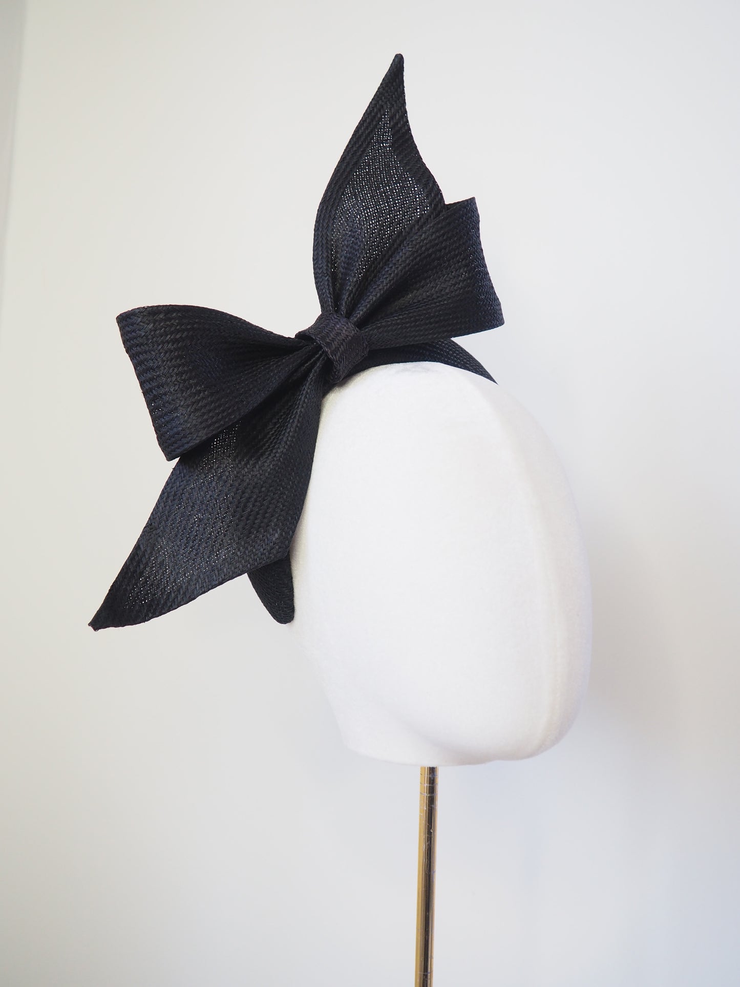 Tied in a bow -Black 3D headband with petite bow