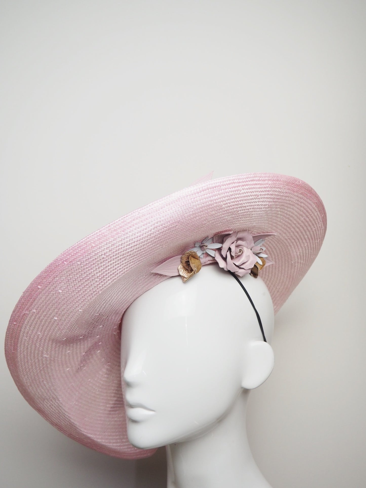 Gentle like a Breeze - Baby Pink Upturned Brim