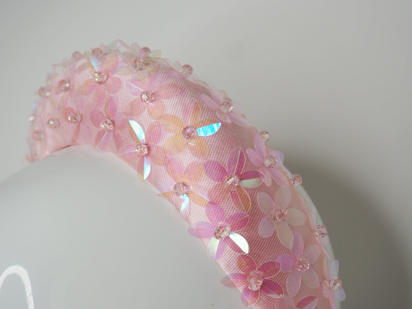 Mia - Baby pink 3d headband with iridescent sequin detial