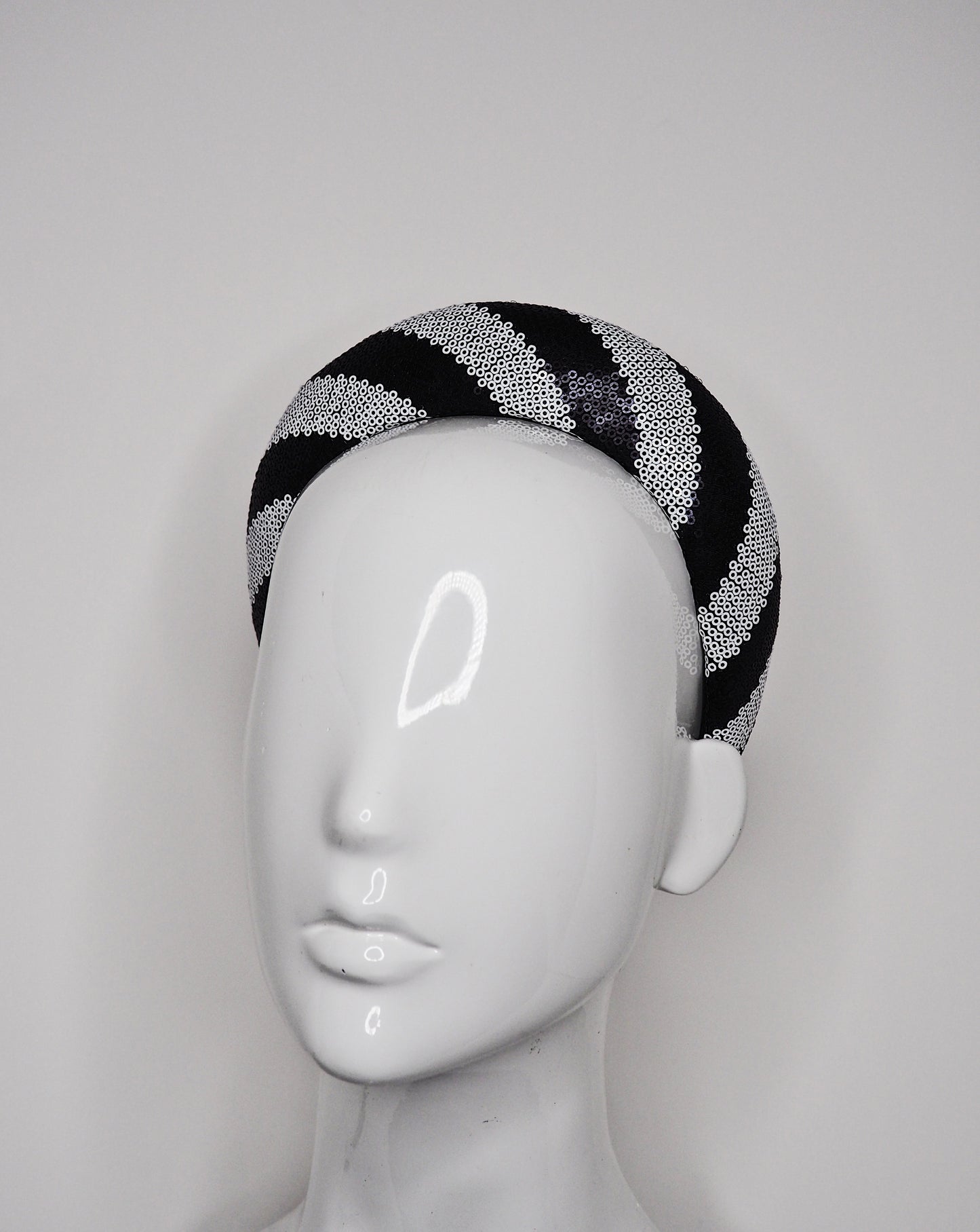 Mia - Black and White Sequin
