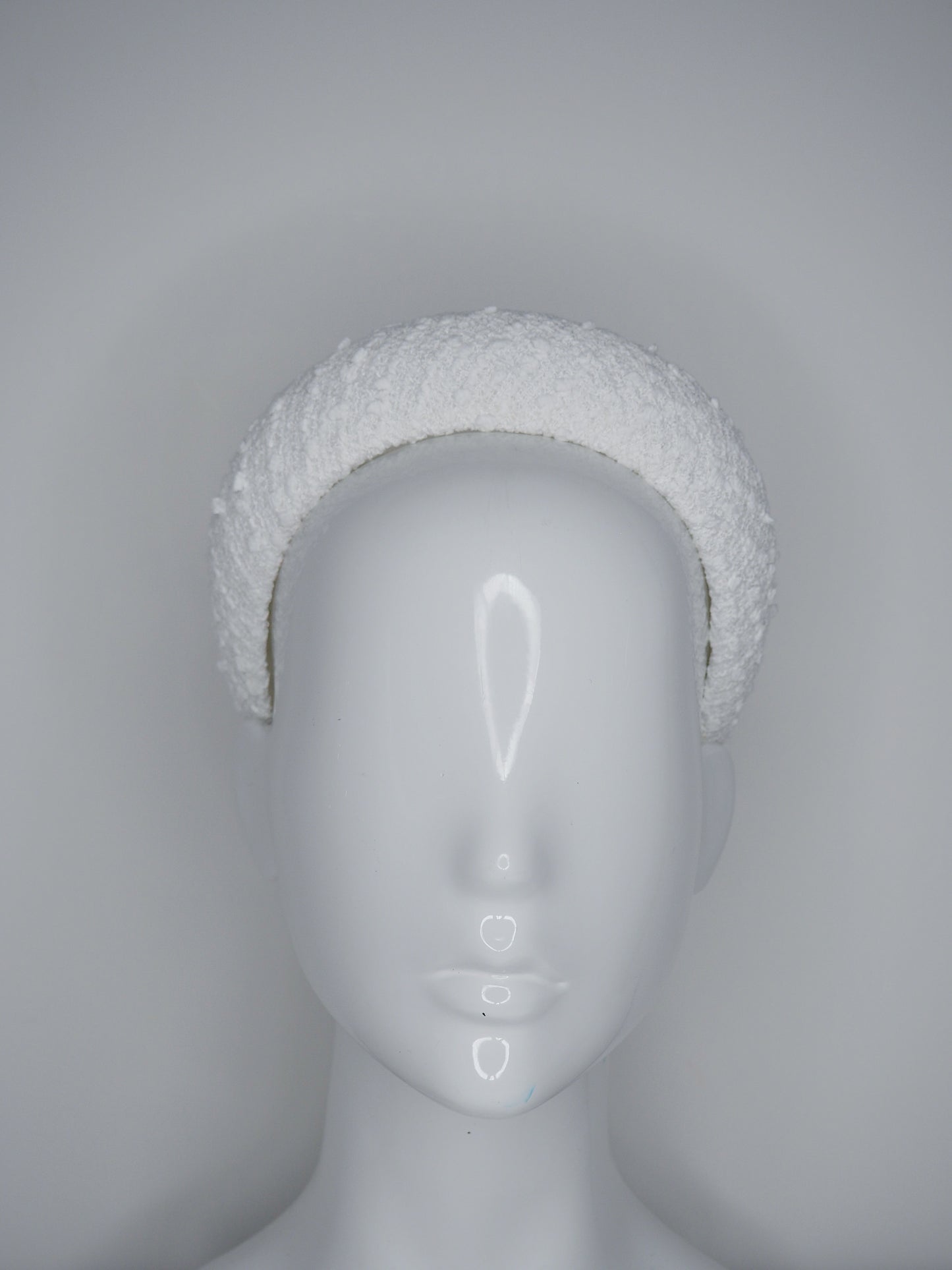 Mia - Italian boucle Tweed - White