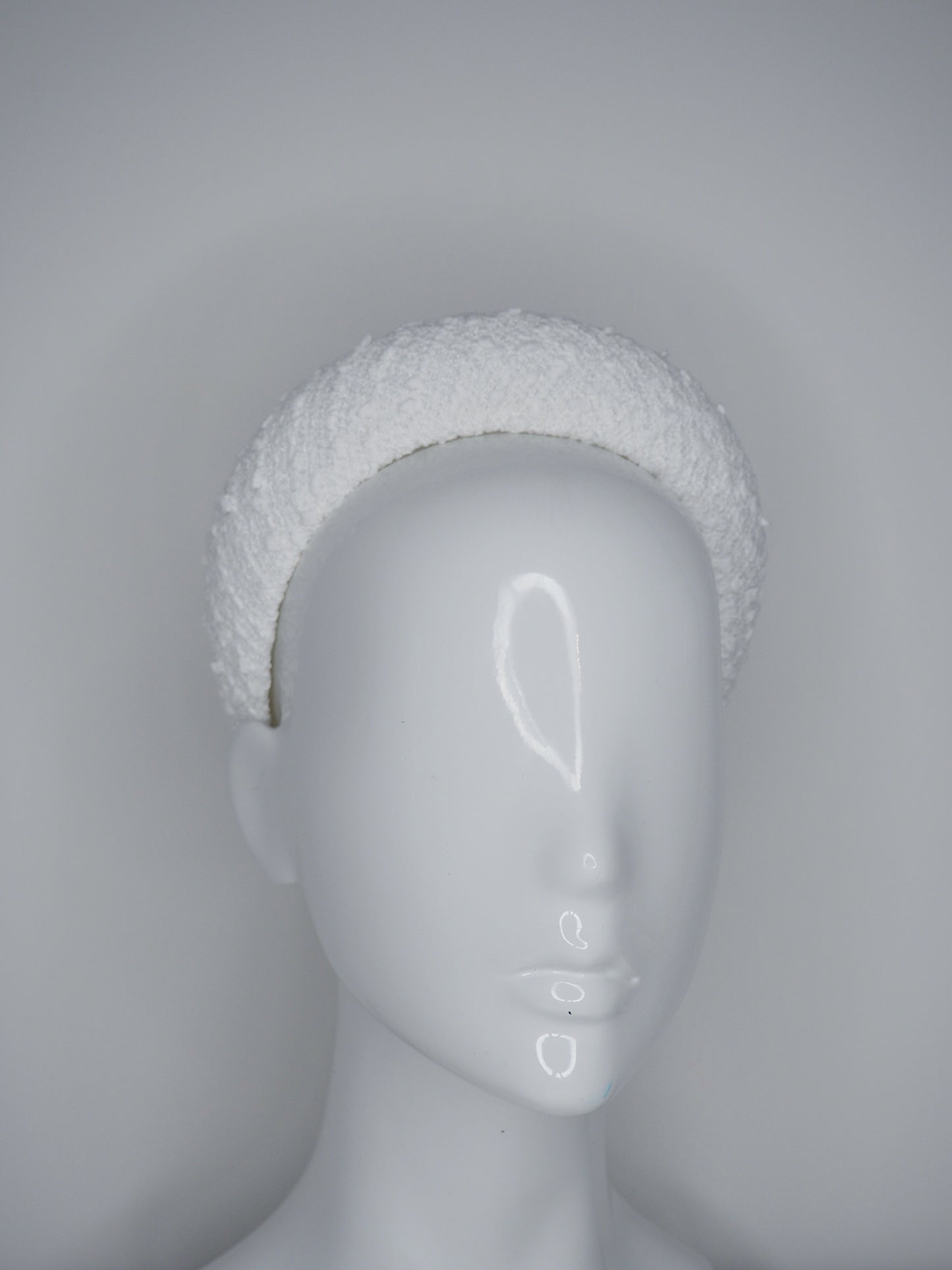 Mia - Italian boucle Tweed - White