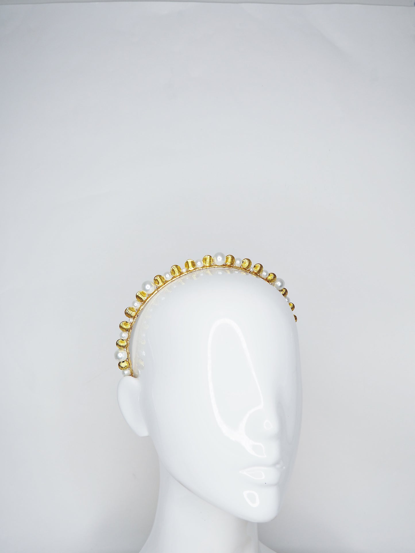 Alexandra - Gold metal and pearl Beaded headband