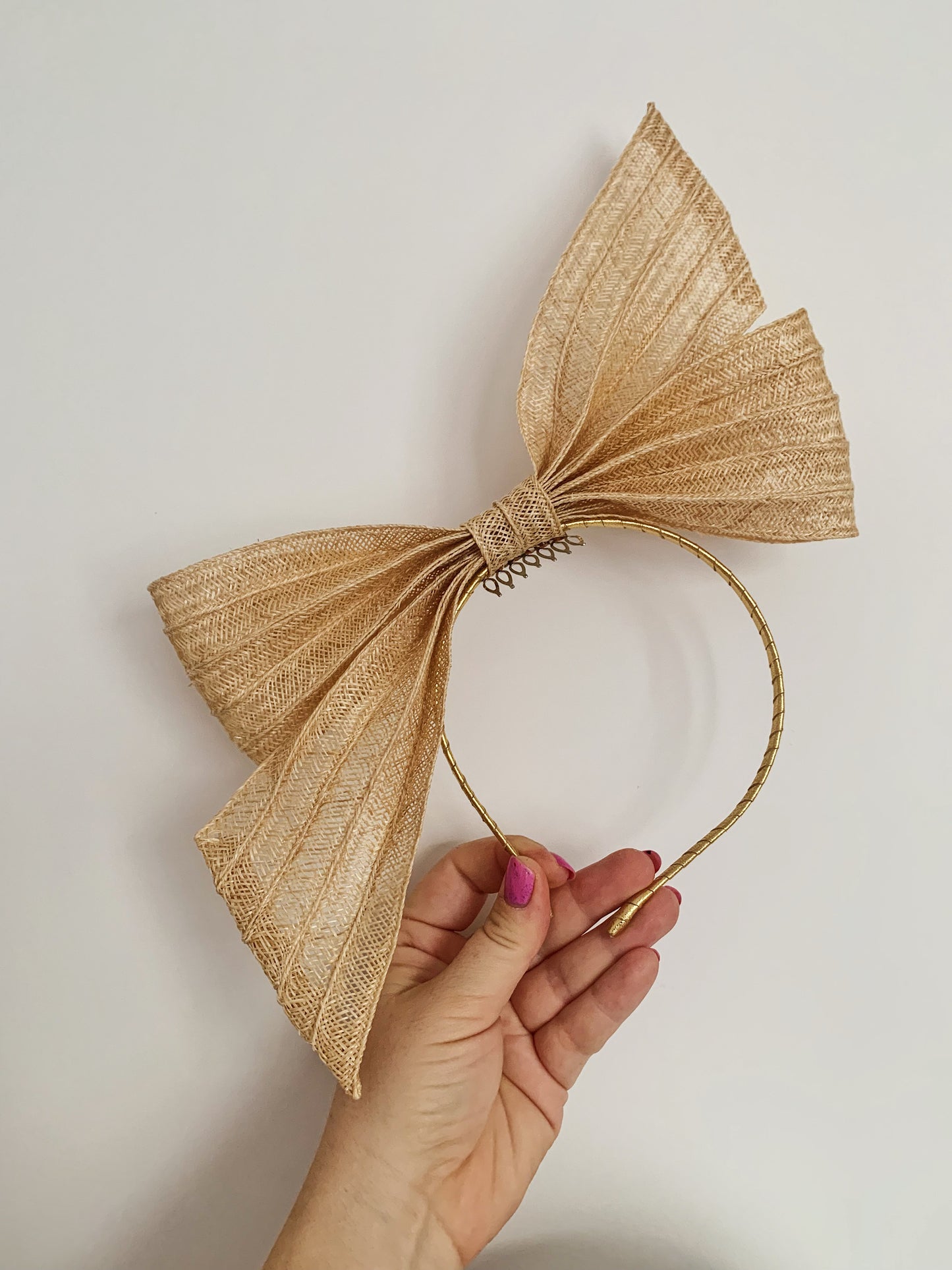 Baby bowie - Natural straw on gold leather wrapped headband