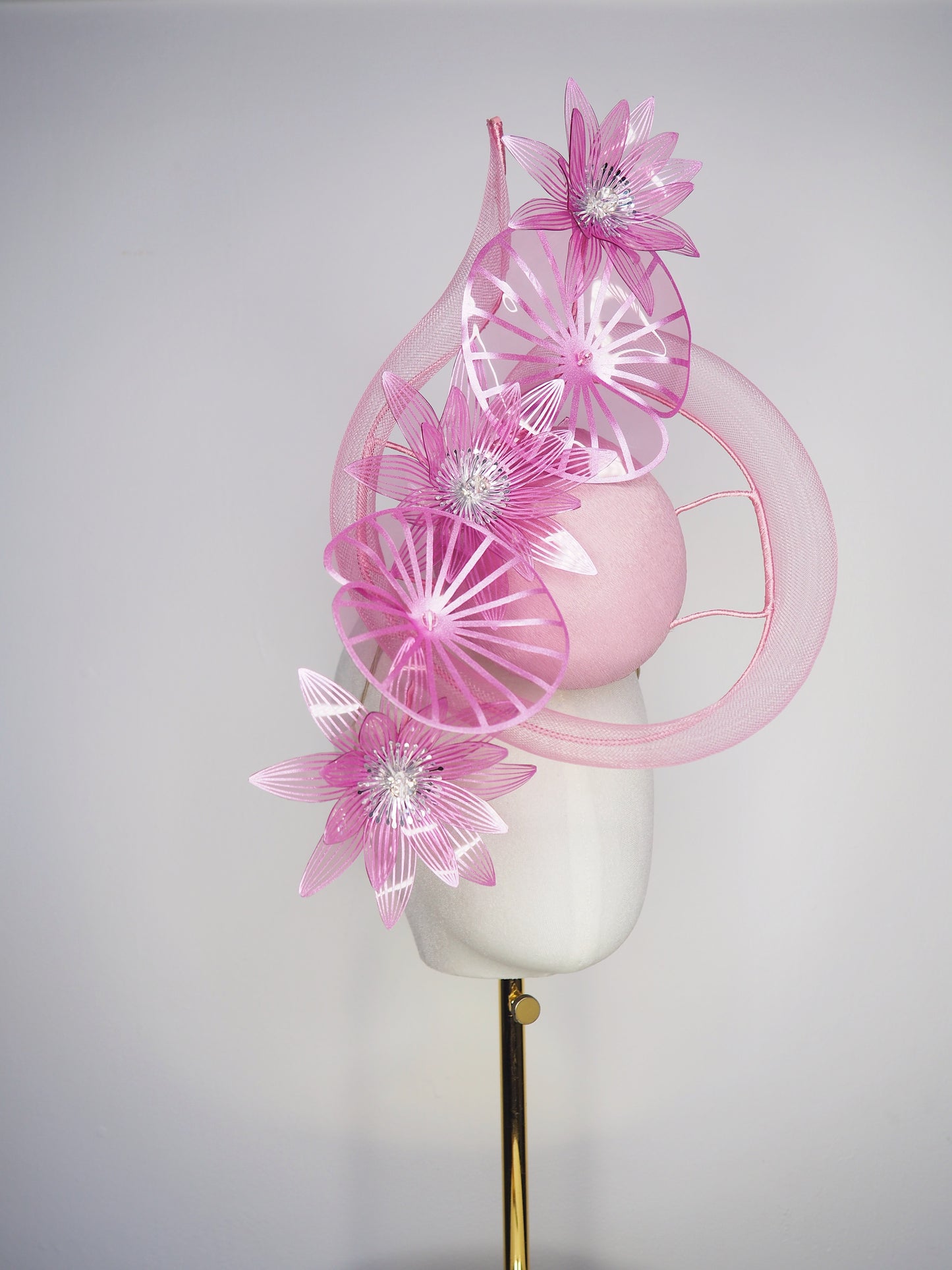Fleur d'Eau - A delicate vintage straw percher inspired by floating water lilies, finished with sculptural embroidery and silver accents
