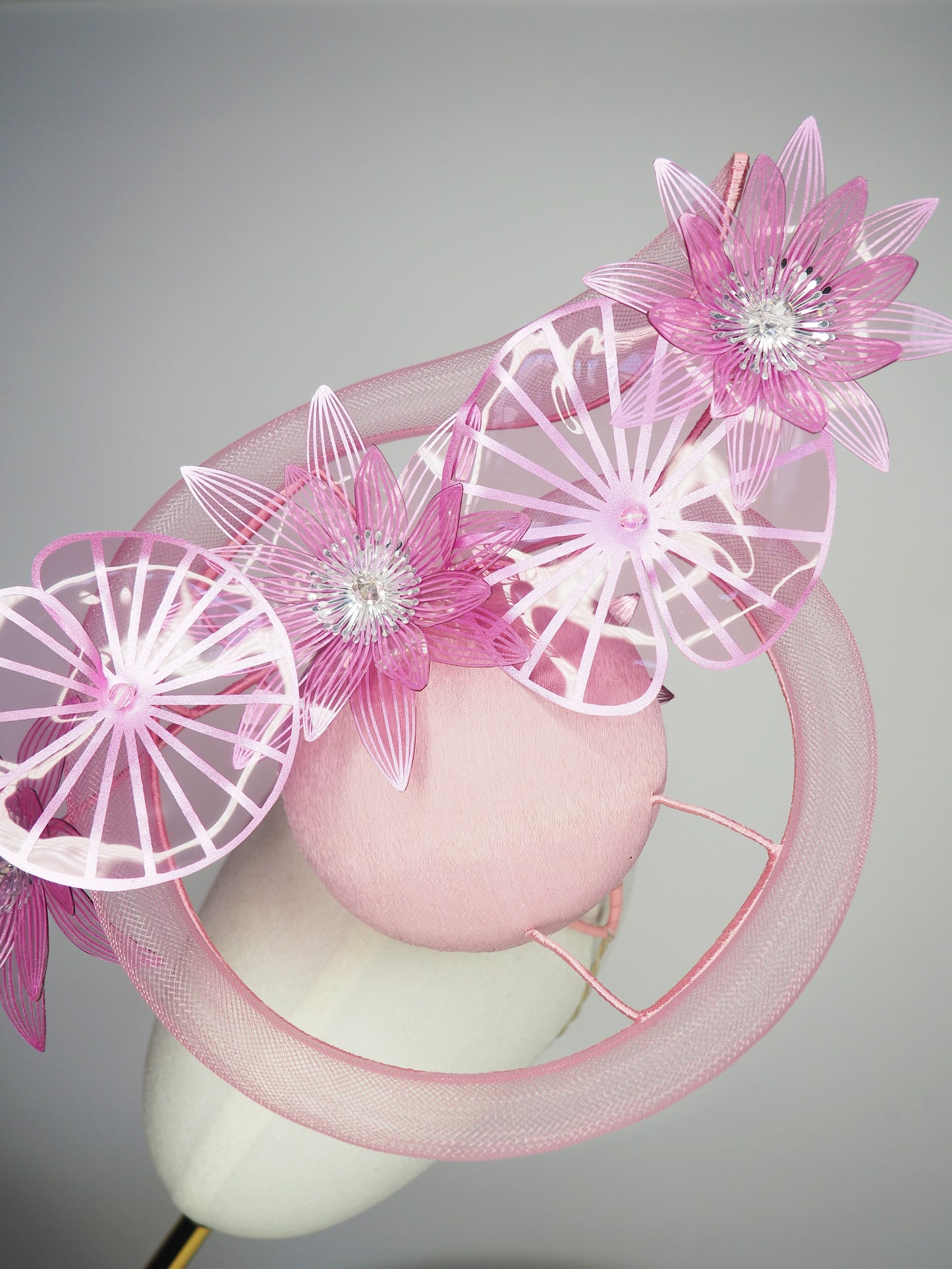 Fleur d'Eau - A delicate vintage straw percher inspired by floating water lilies, finished with sculptural embroidery and silver accents