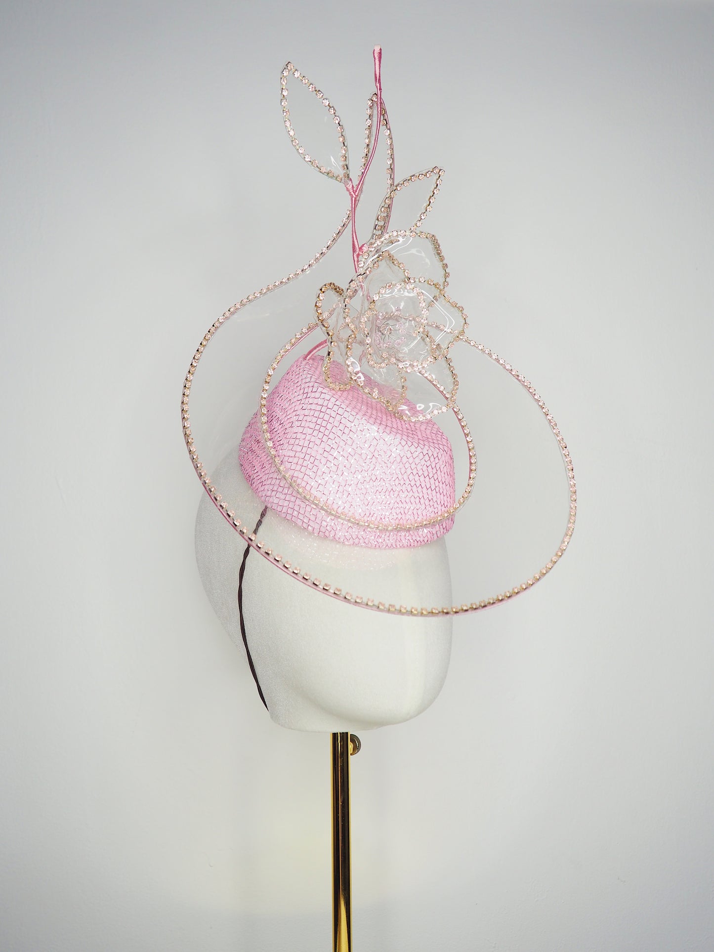 Belle Époque - pastel pink pillbox featuring a floating crystal rose surrounded by sculptural crystoform metallic swirls.