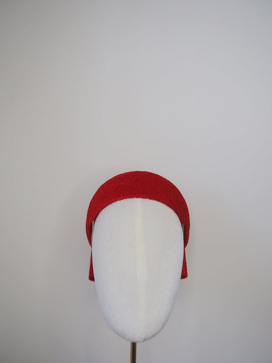 Lady in red - vintage strawcloth pillbox