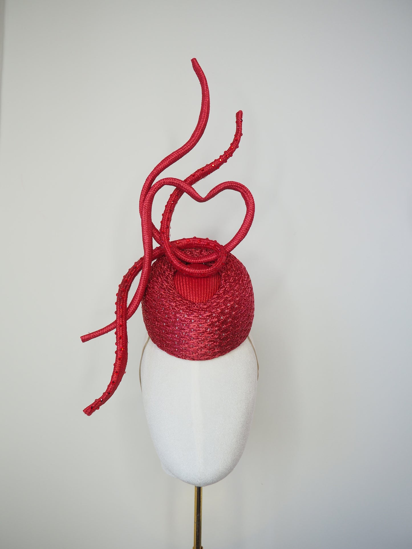 Be my valentine - Red Vintage Hand-Dyed Straw Cloth Pork Pie Pillbox with straw heart swirl trim