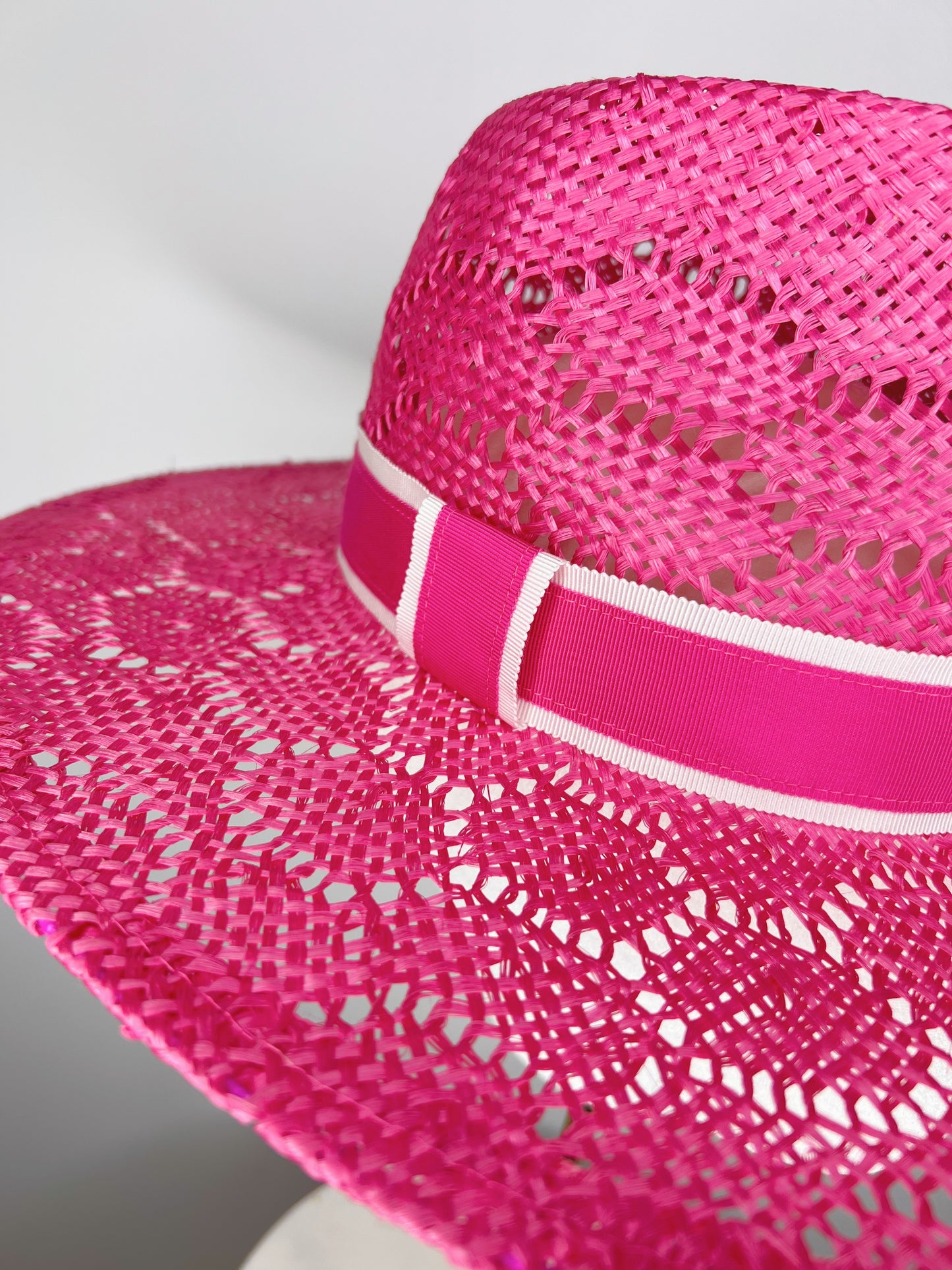 Isadora - Fuchsia honeycomb straw fedora