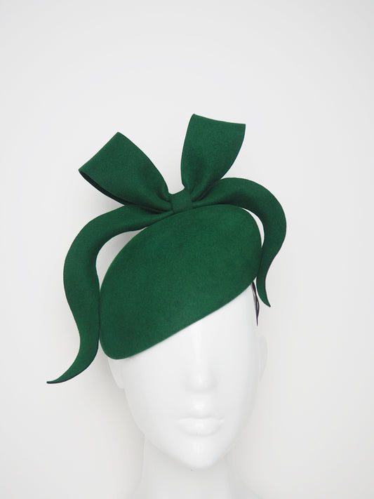 Green and Gorgeous - Fine fur felt face hugger beret with a sculpted bow