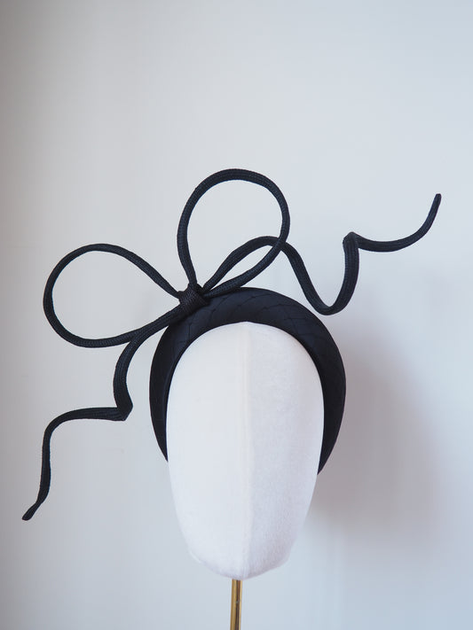 Blowing in the breeze - black parisissal Rope bow on satin and veil detail 3d headband