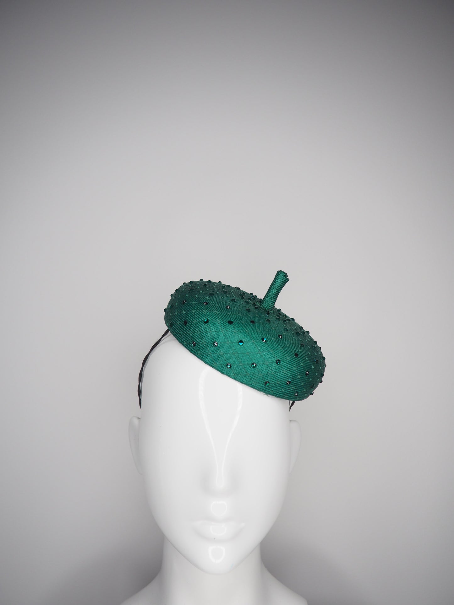 Emerald glimmer- super vine vintage emerald green straw with crystal detail