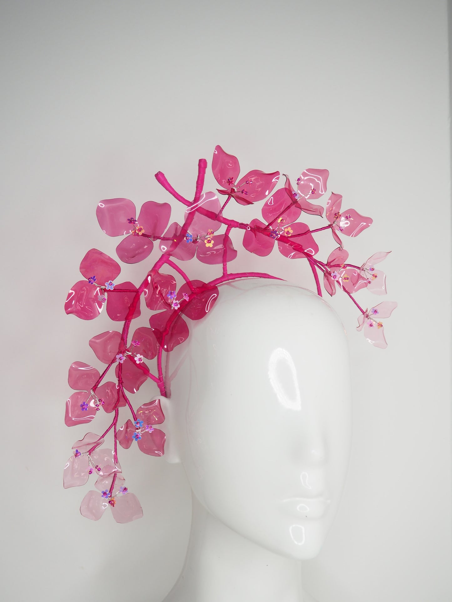 Bouganvillea Bliss - Ombre crystoform bouganvillea vine is shades of pink with leather vine