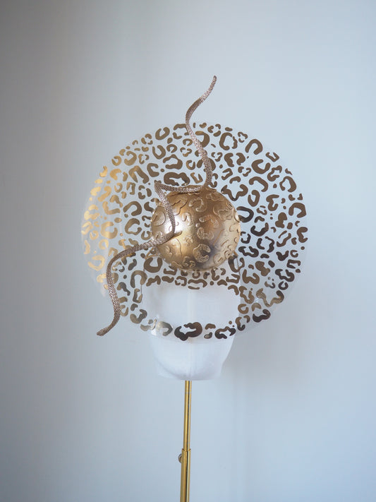 Walk on the wild side - Crystoform brim with gold leopard print and peekaboo