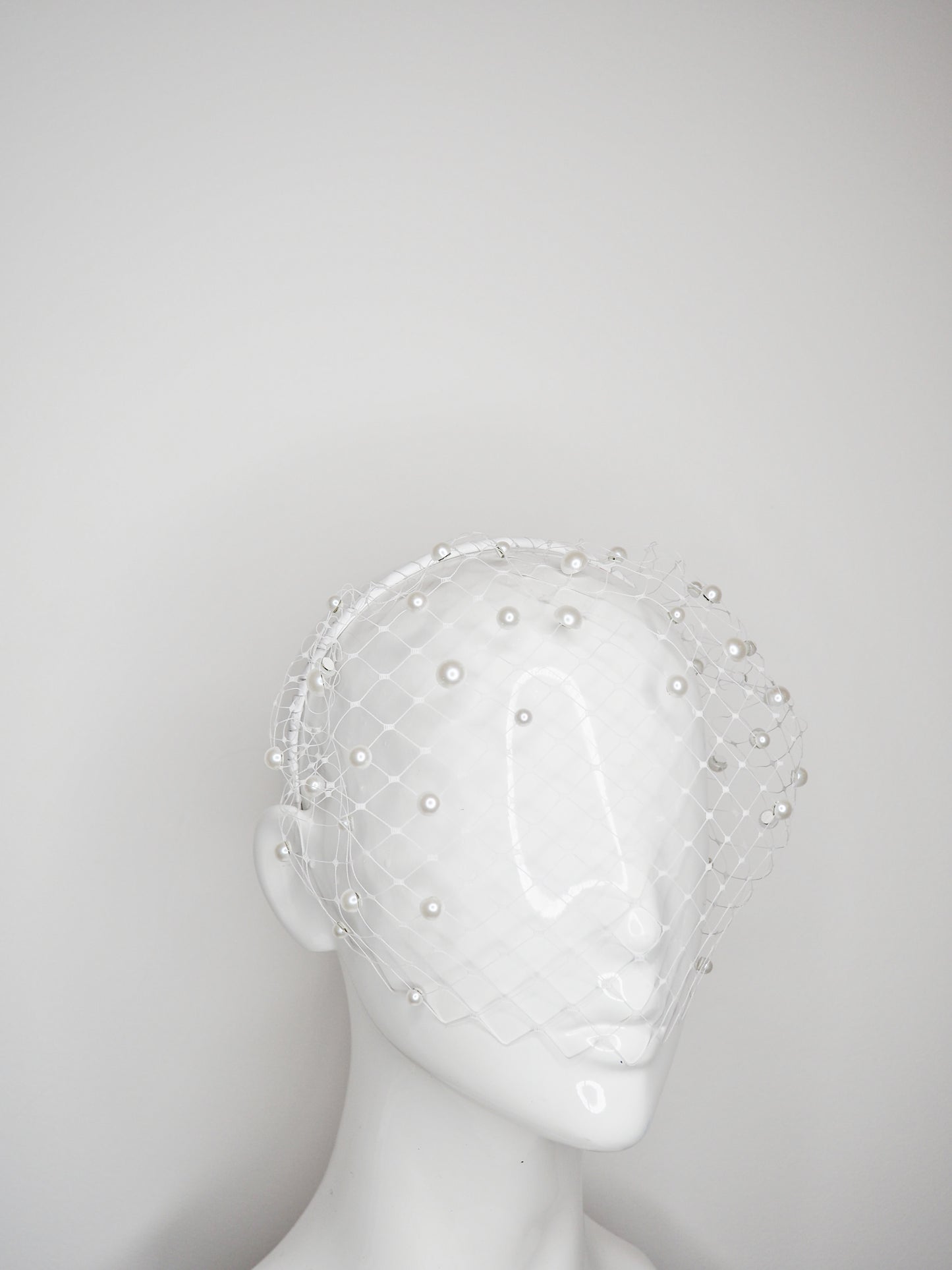 Pearl Drop- Pearl embellished merry veil