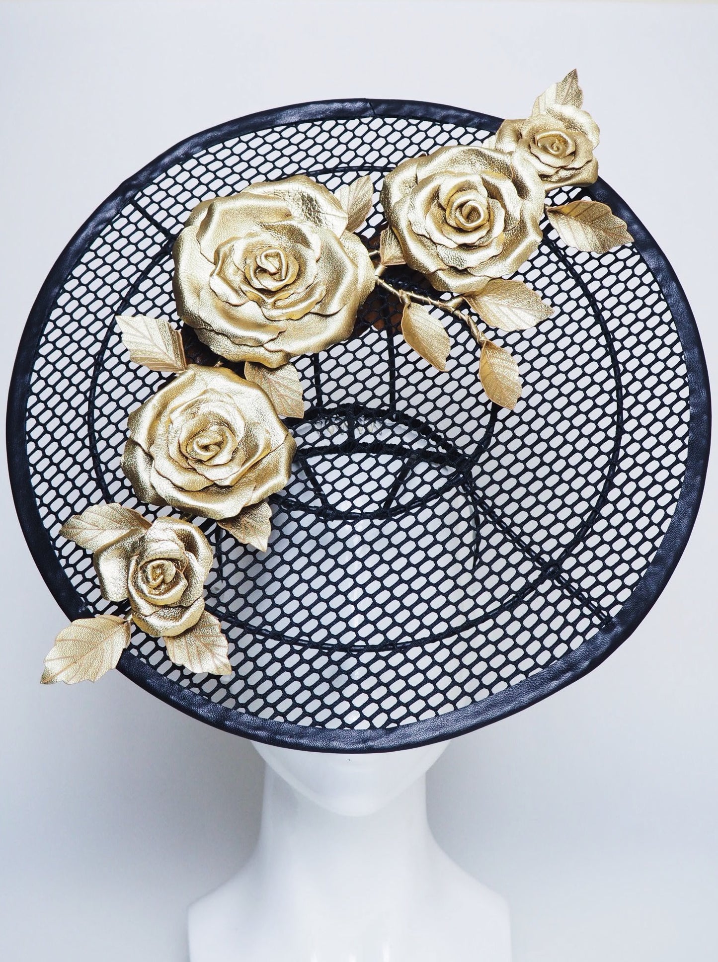 For The Win - Black mesh percher with gold roses