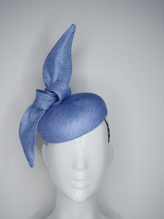 Bluebird - Powder blue parisisal with sculpted wire knot