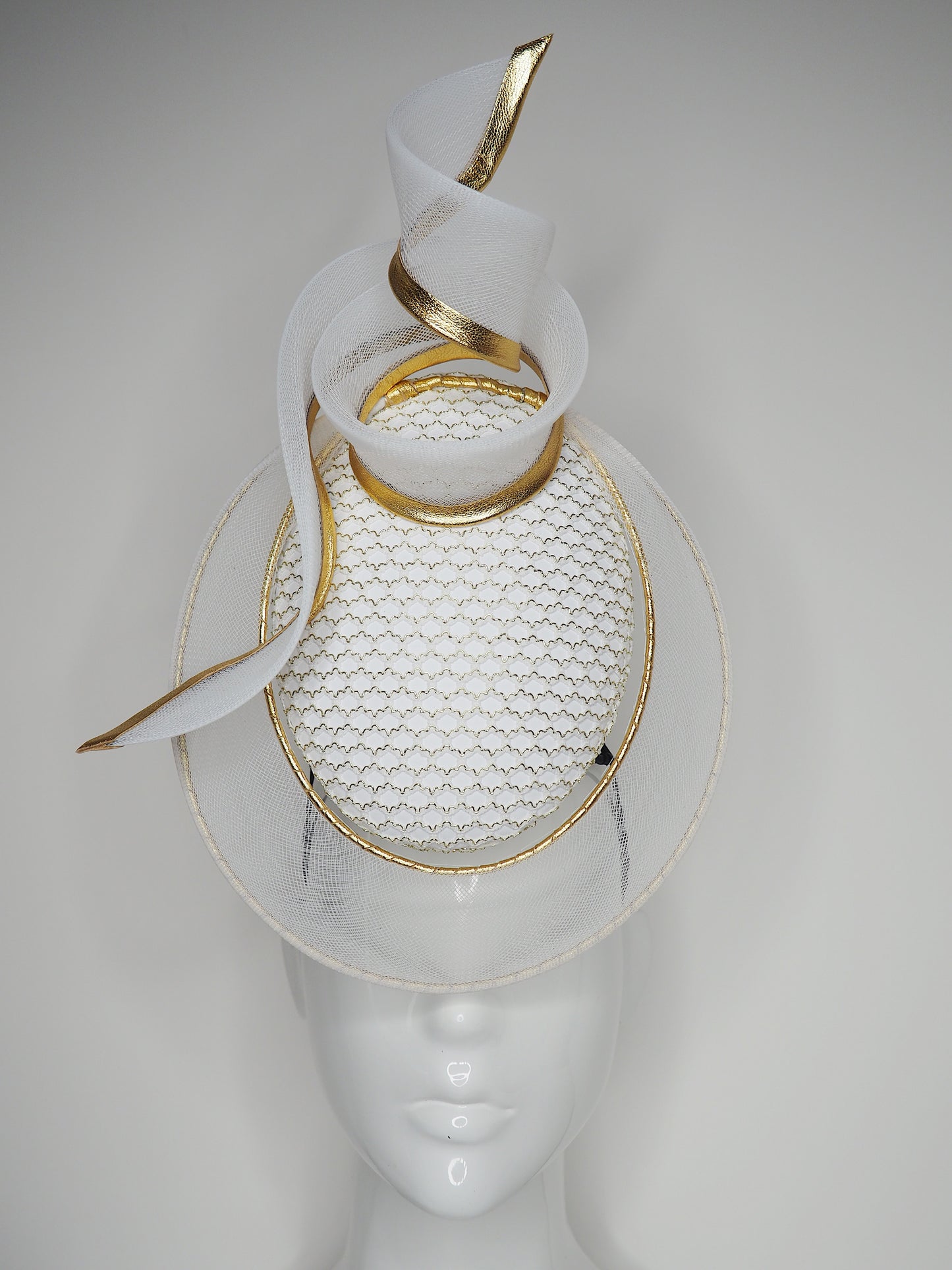 Golden lights - White leather and gold trimmed percher with wired veil and mesh detail