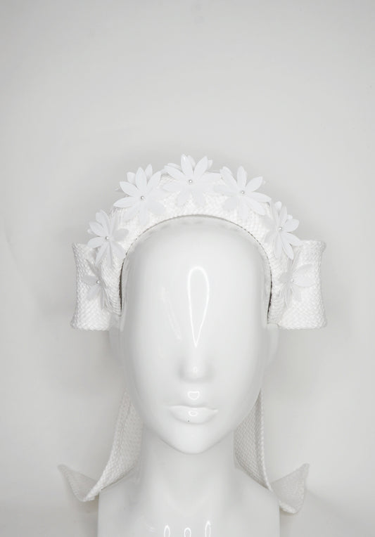 Daisy Chain - White 3d headband with rear facing bow and crystoform daisies.
